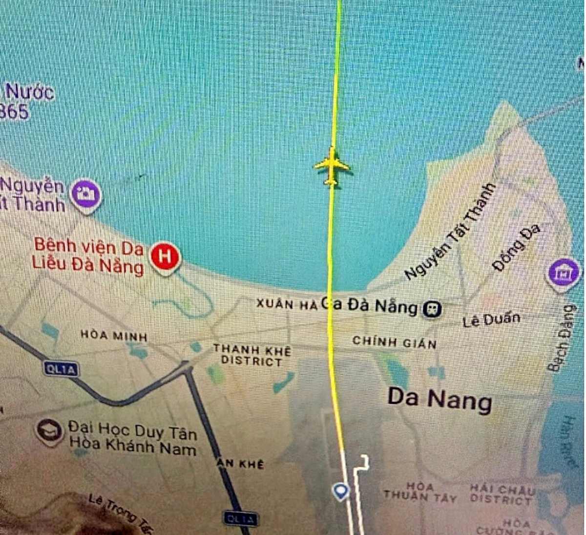 Drones disrupt flights at Da Nang International Airport